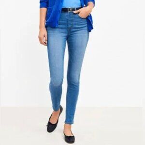 Loft Curvy Skinny Jean Medium Wash Ankle Length 8